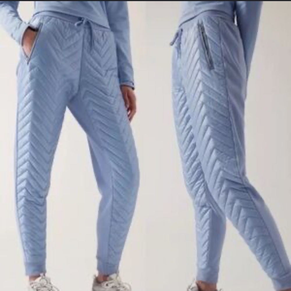 Athleta Women's Après Ski Down Jogger Pants Sky Blue Size 8 NWT